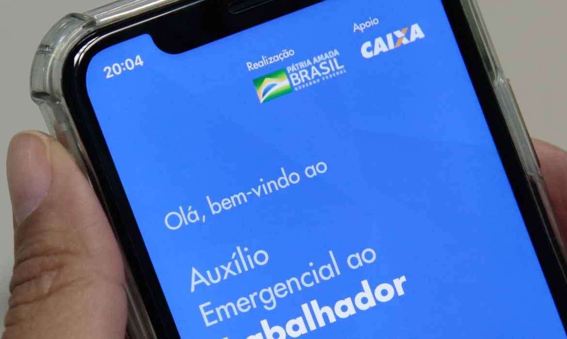 Mais 8,3 milhões vão receber o auxílio emergencial - Economia